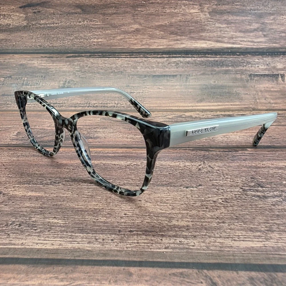 Anne Klein good used
